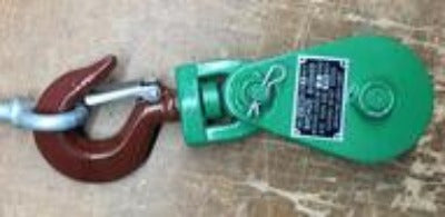 For commercial use of GoHoist. If you use your GoHoist daily these pulley blocks are recommended. With grease fittings and swivel hooks these pulleys are lower maintenance and longer life.